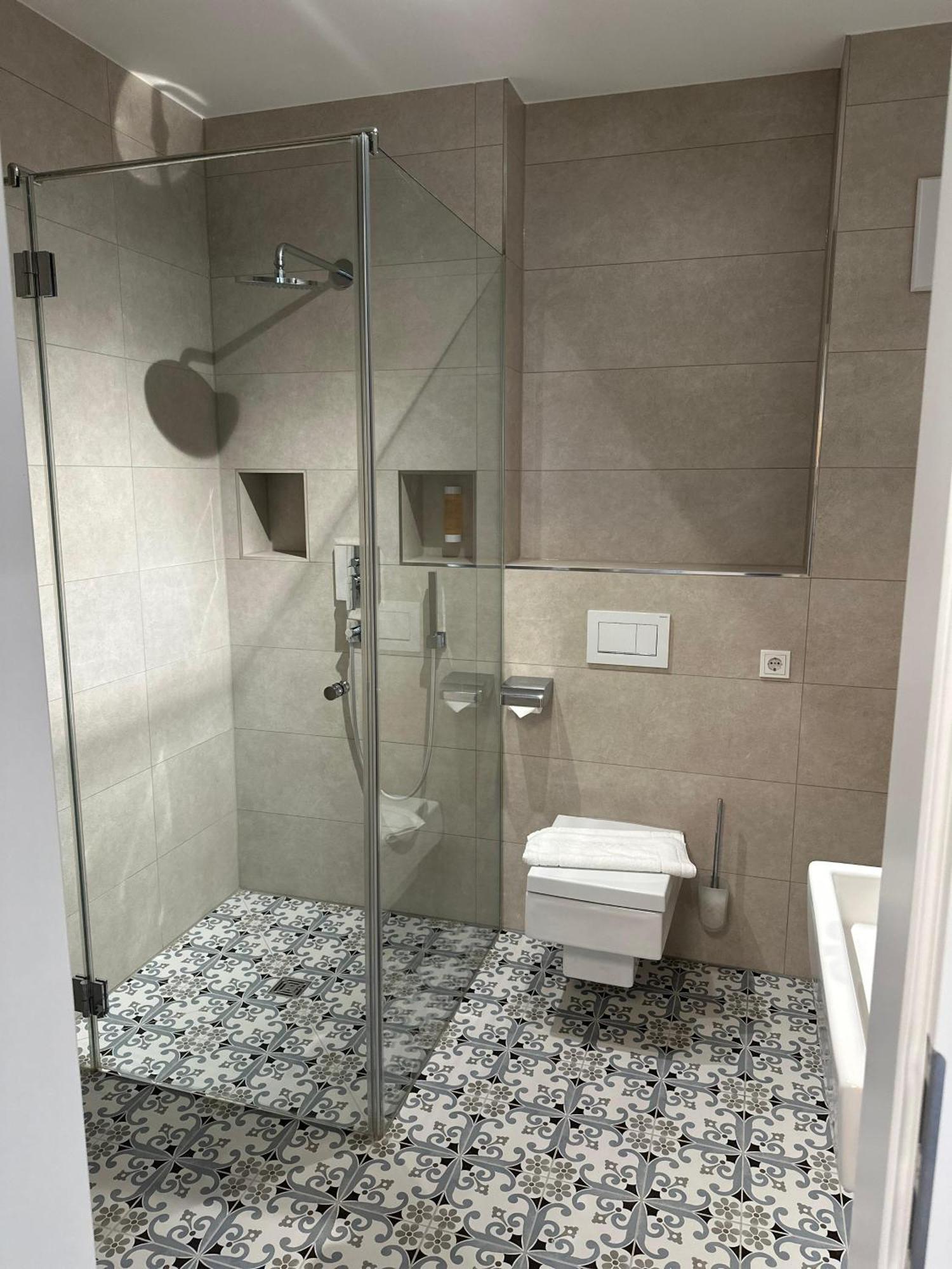 Vaicun Stays - Luxury Apartments - Apartments Mit Blick Auf Den Tegernsee Гмунд-ам-Тегернзе Экстерьер фото
