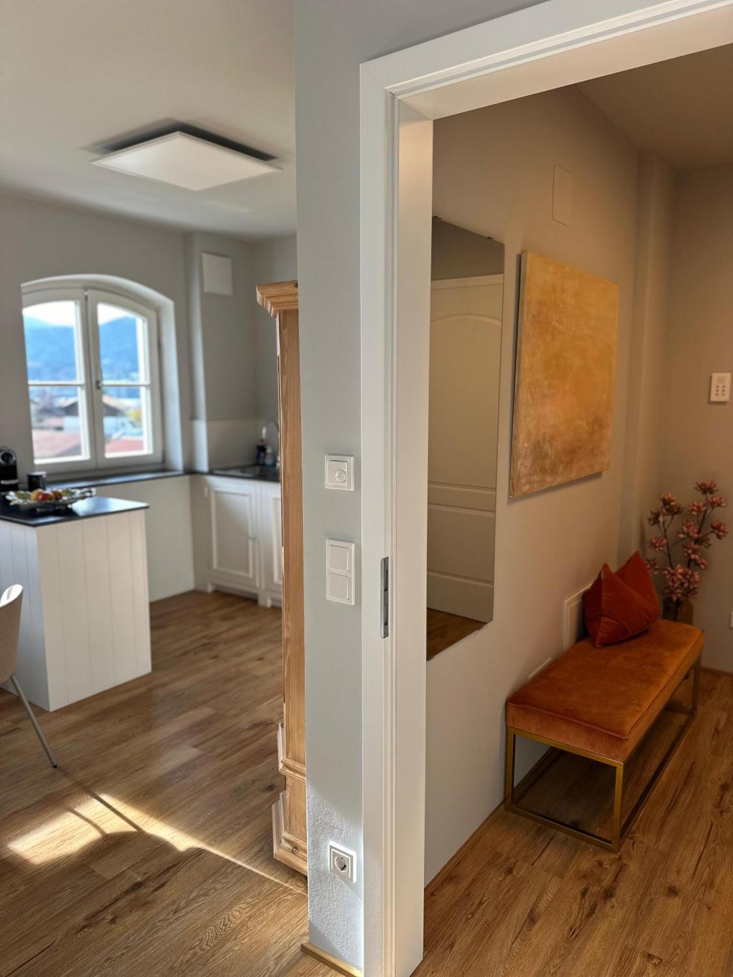 Vaicun Stays - Luxury Apartments - Apartments Mit Blick Auf Den Tegernsee Гмунд-ам-Тегернзе Экстерьер фото